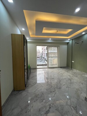 Room in 3 BHK Builder Floor at Gms Road – for Sale