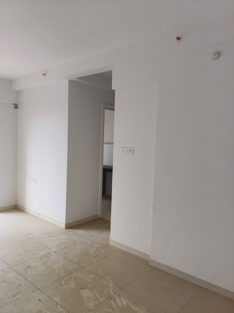 Room, godrej-emerald 2 Bedroom 750 Sq.Ft. Apartment In Ghodbunder Road Thane 9294263