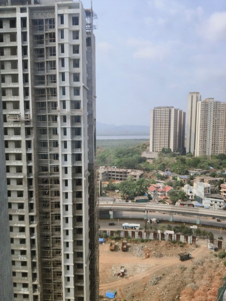 Exterior View, godrej-emerald 2 Bedroom 750 Sq.Ft. Apartment In Ghodbunder Road Thane 9294263