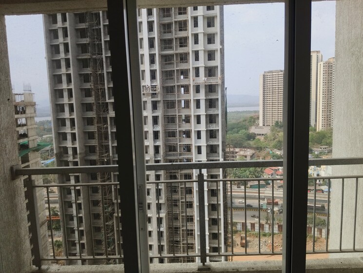 Exterior View, godrej-emerald 2 Bedroom 750 Sq.Ft. Apartment In Ghodbunder Road Thane 9294263