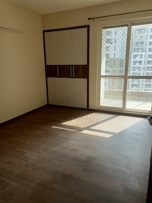 Room in 4 BHK Apartment at The 3C Lotus Panache, Sector 110 – for Sale