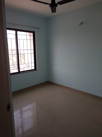 Room in 2 BHK Apartment at Satav Nagar – for Rent
