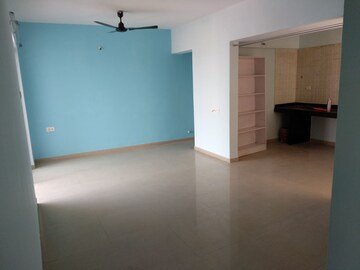 Room in 2 BHK Apartment at Satav Nagar – for Rent