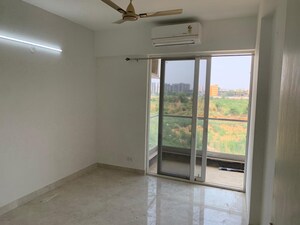 Room in 3.5 BHK Builder Floor at Signature Global City 92, Sector 92 – for Sale