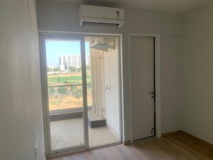 Room in 3.5 BHK Builder Floor at Signature Global City 92, Sector 92 – for Sale