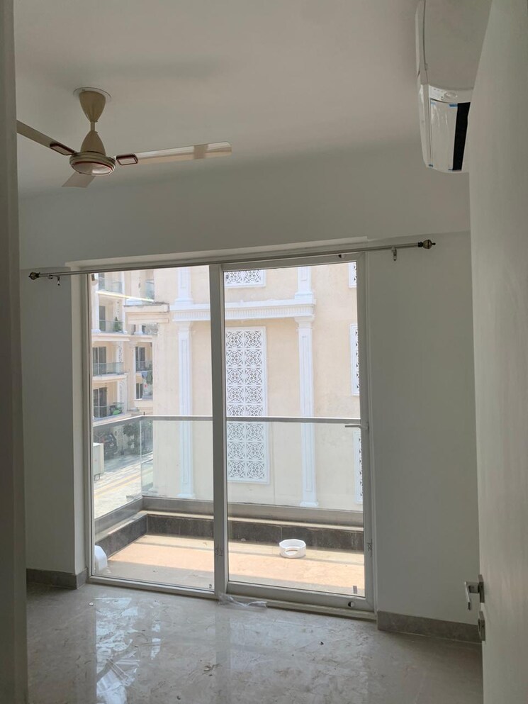 Room, signature-global-city-92 3.5 Bedroom 1373 Sq.Ft. Builder Floor In Sector 92 Gurgaon 9294433