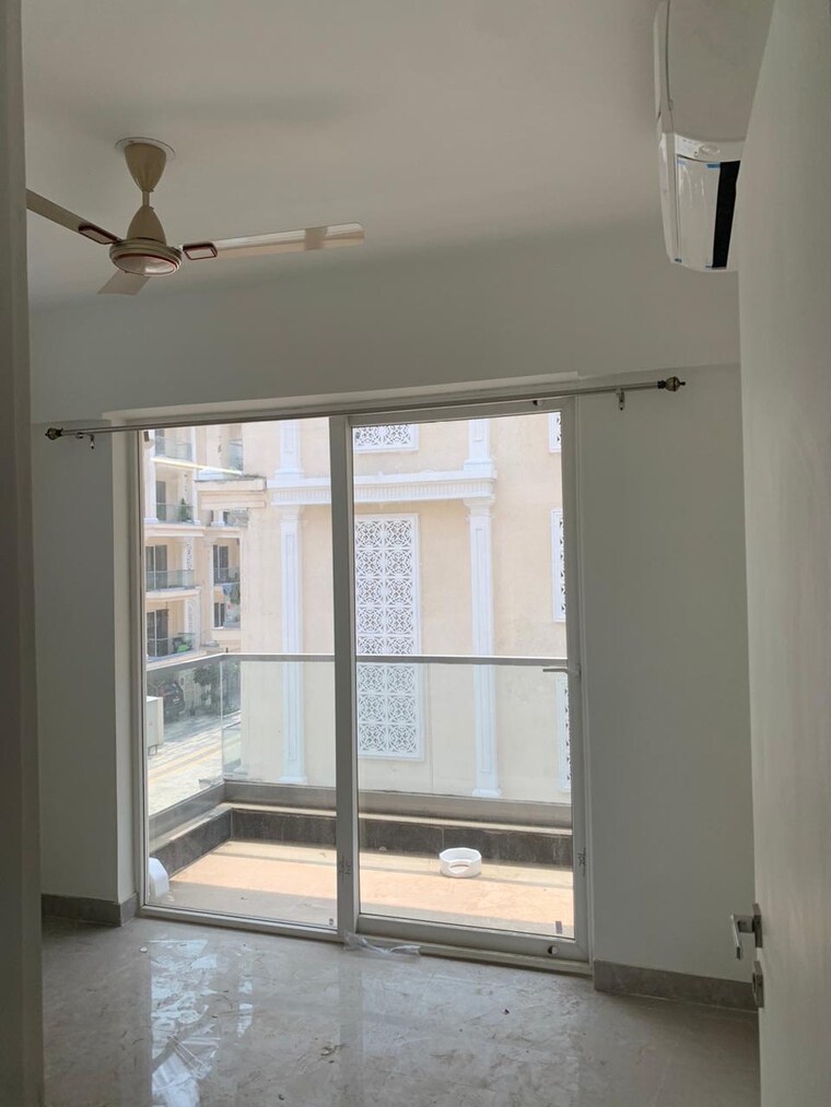 Room, signature-global-city-92 3.5 Bedroom 1373 Sq.Ft. Builder Floor In Sector 92 Gurgaon 9294433