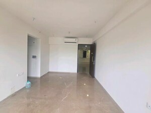 Room in 3 BHK Apartment at One Indiabulls Thane, Pokhran Road No Two – for Sale