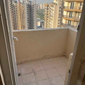 Balcony in 2.5 BHK Apartment at Amrapali Heartbeat City, Sector 107 – for Rent