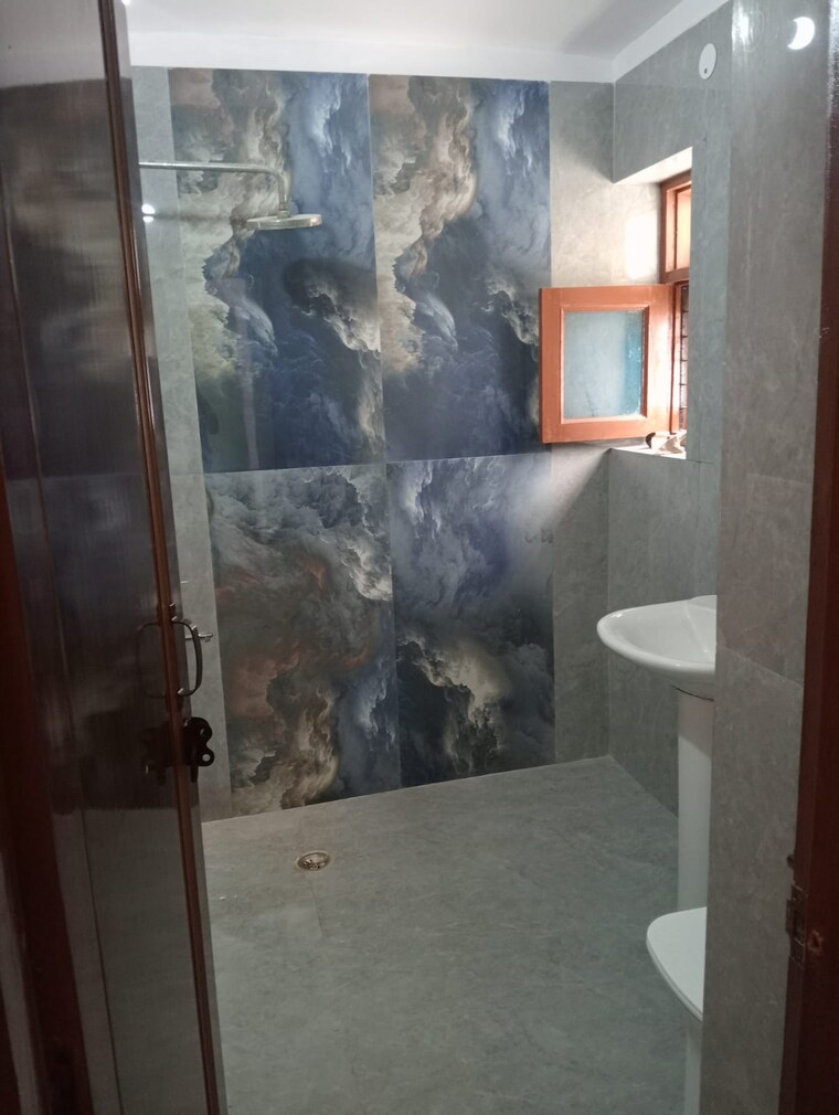 Balcony, patparganj 3 Bedroom 1550 Sq.Ft. Apartment In Patparganj Delhi 9294450