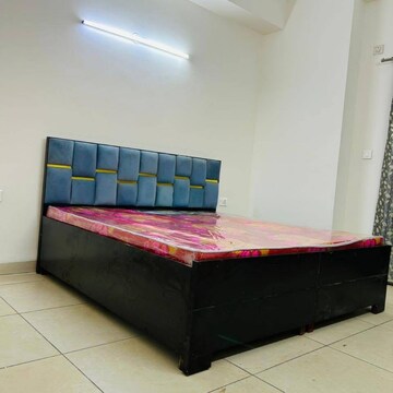 Bedroom in 3 BHK Apartment at Supertech Cape Town, Sector 74 – for Rent