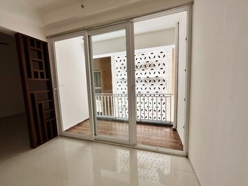 Room in 2 BHK Apartment at Pacifica Hill Crest, Gachibowli – for Rent