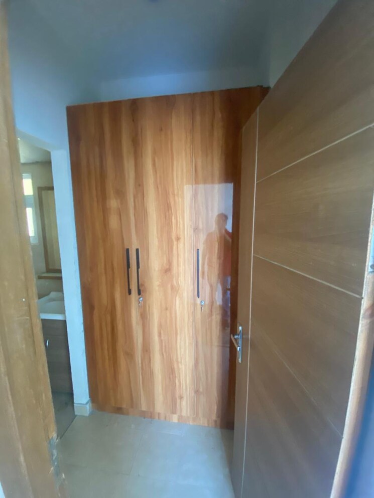 undefined, tulip-yellow 3 Bedroom 1704 Sq.Ft. Apartment In Sector 69 Gurgaon 9294501