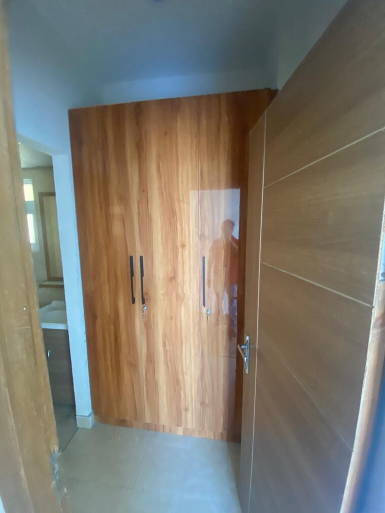 undefined, tulip-yellow 3 Bedroom 1704 Sq.Ft. Apartment In Sector 69 Gurgaon 9294501