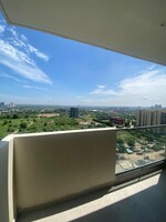 3 BHK + Servant Room 1704 Sq.Ft. Apartment in Tulip Yellow