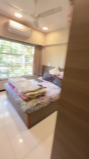 Bedroom in 1 BHK Apartment at Andheri West – for Rent
