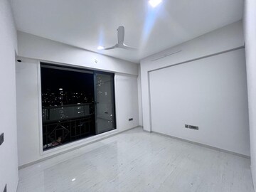 Room in 3 BHK Apartment at Sugee Indira, Dadar West – for Rent