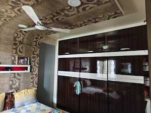 Room in 2.5 BHK Apartment at Sahyadri Heights Anand Nagar, Anand Nagar – for Sale