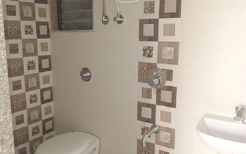 Bathroom in 2 BHK Apartment at Tiara Hills, Mira Road – for Rent