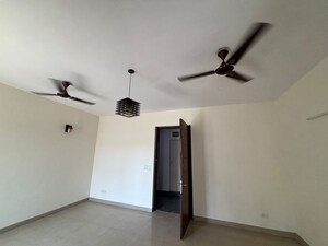 Room in 2.5 BHK Apartment at Emaar Emerald Estate, Sector 65 – for Sale