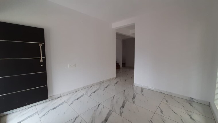 Room, irinjalakuda 3 Bedroom 1500 Sq.Ft. Independent House In Irinjalakuda Thrissur 9294605