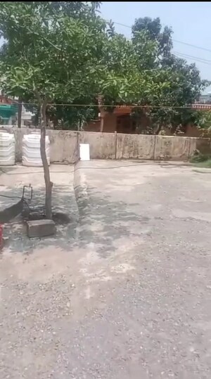 Parking in 5 BHK Independent House at Hathibarkala Salwala – for Sale