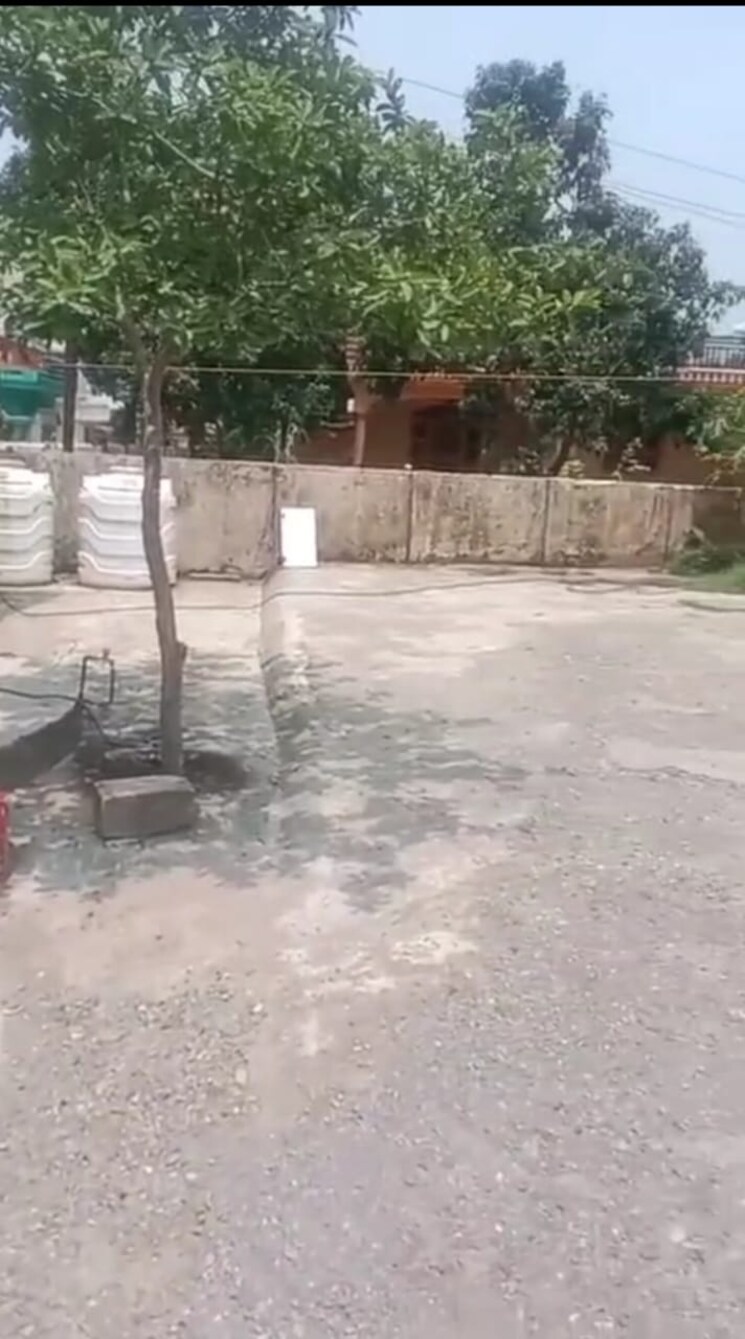  Parking, hathibarkala salwala 5 Bedroom 717 Sq.Yd. Independent House In Hathibarkala Salwala Dehradun 9294639