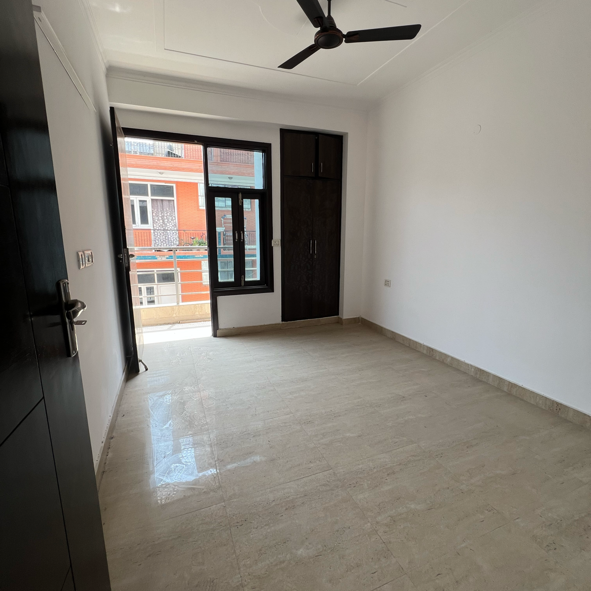 1.5 BHK Builder Floor For Sale in Chattarpur