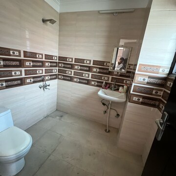 Bathroom in 1.5 BHK Builder Floor at Chattarpur – for Sale