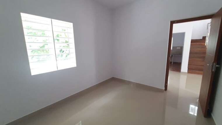 Room, poothole 3 Bedroom 1500 Sq.Ft. Villa In Poothole Thrissur 9294728