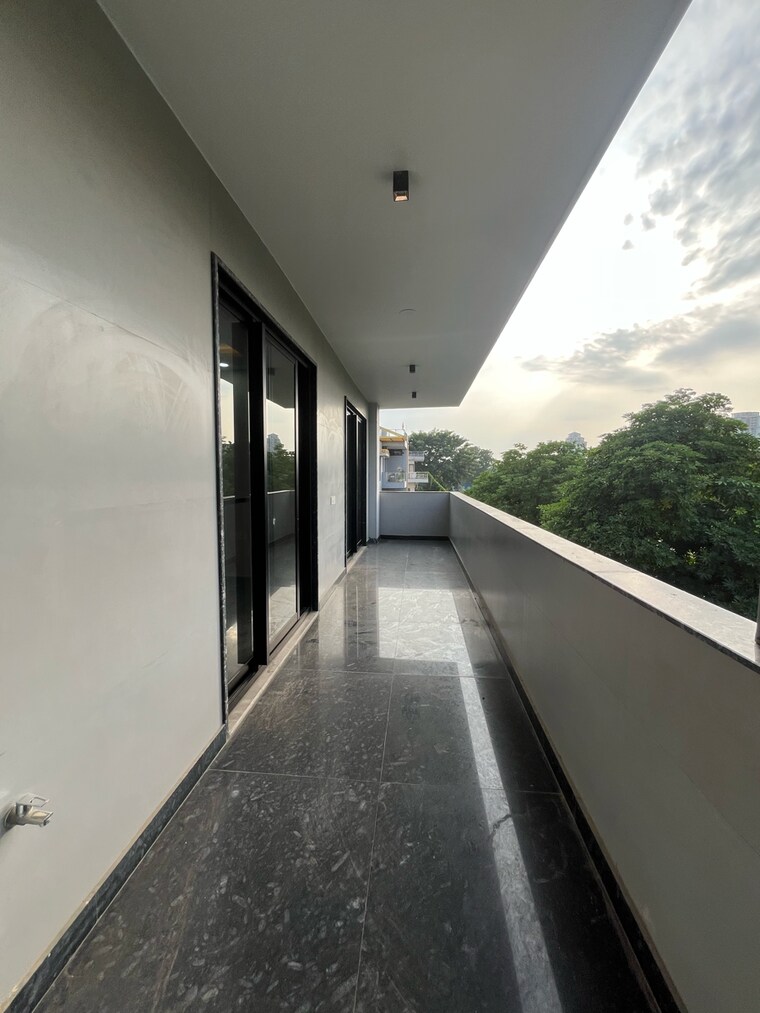 undefined, sushant-vyapaar-kendra 3 Bedroom 1754 Sq.Ft. Builder Floor In Dlf Phase iv Gurgaon 9294800