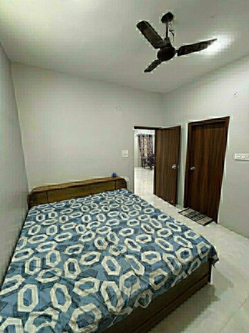 Bedroom in 2.5 BHK Builder Floor at Sector 29 – for Rent