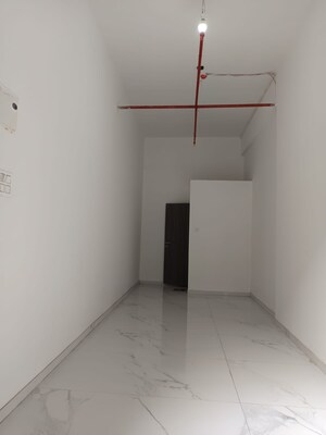 Room in  Shop at Kandivali West – for Sale