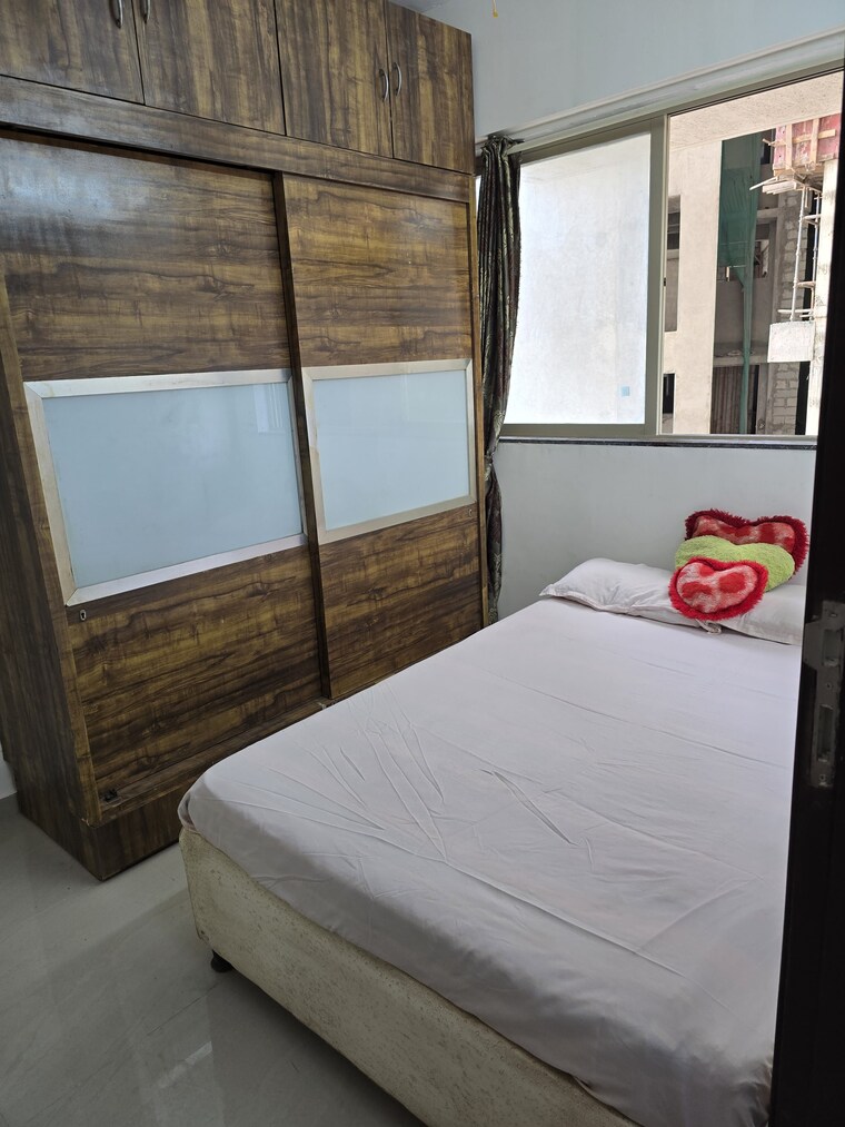 Room, bhoomi-sra-chs 1 Bedroom 300 Sq.Ft. Apartment In Goregaon East Mumbai 9294854