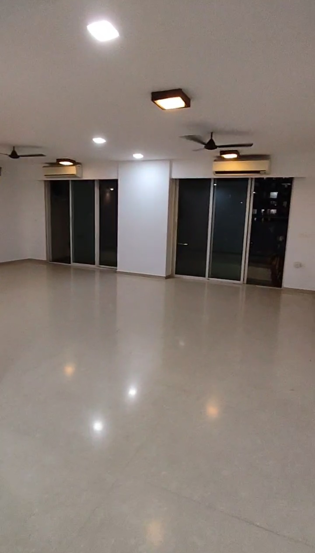 3.5 BHK + Servant Room Apartment For Rent in Nahar Barberry Bryony