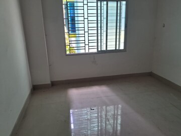 Room in 2 BHK Apartment at Barrackpore – for Sale