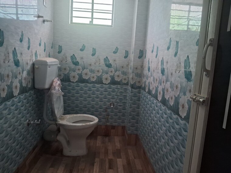 Bathroom, barrackpore 2 Bedroom 900 Sq.Ft. Apartment In Barrackpore Kolkata 9291245