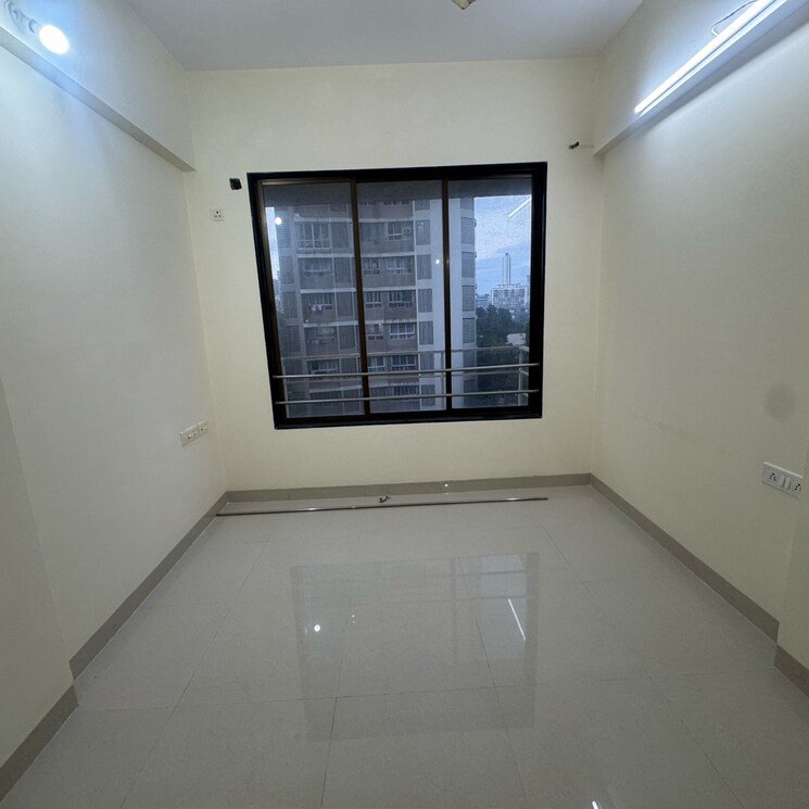 Other, sadan wadi 2 Bedroom 600 Sq.Ft. Apartment In Sadan Wadi Mumbai 9294934