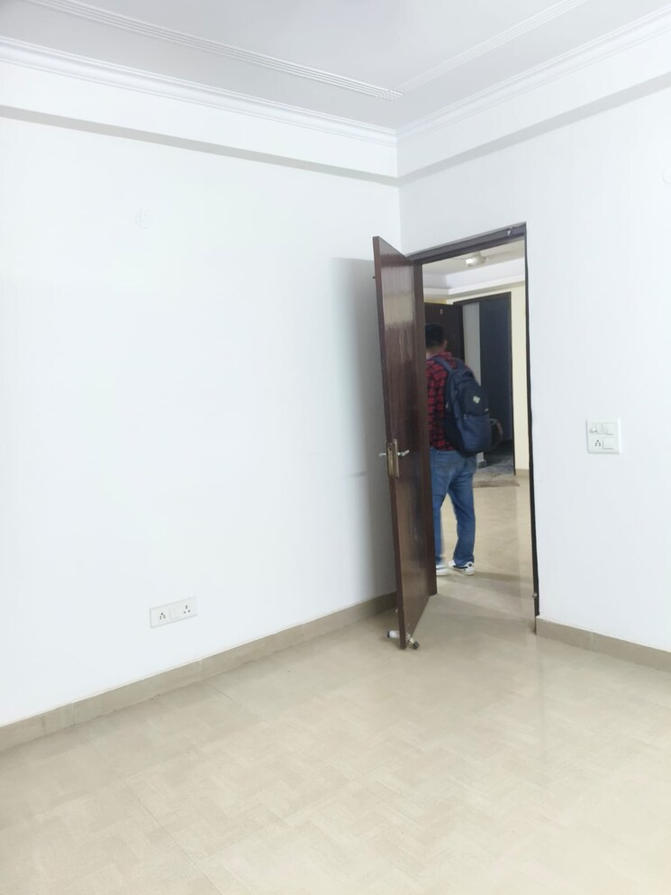 Room, saket 2 Bedroom 800 Sq.Ft. Builder Floor In Saket Delhi 9294939