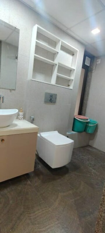 Master Bedroom in 3 BHK Apartment at Kanakia Silicon Valley, Powai – for Rent