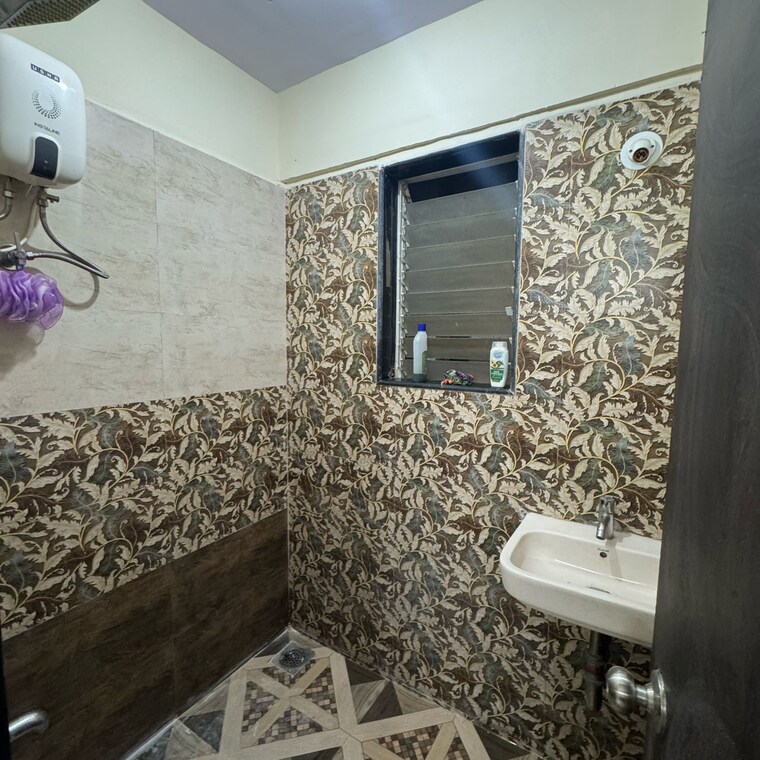 Bathroom, bhandup west 1 Bedroom 350 Sq.Ft. Apartment In Bhandup West Mumbai 9295006