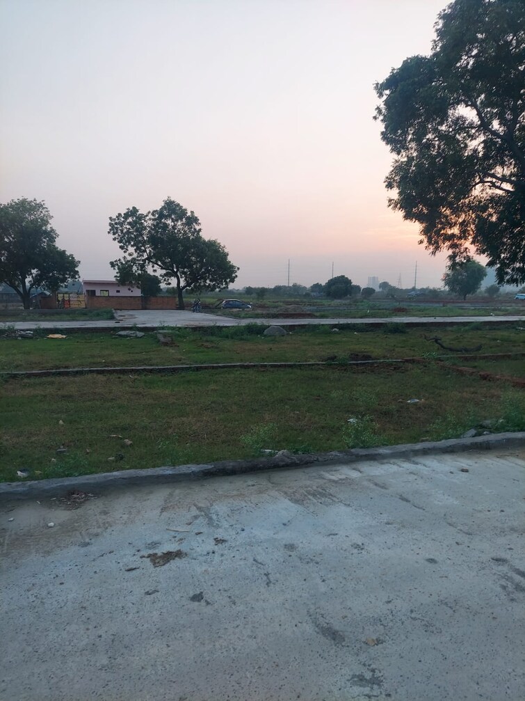 Cover Image, sector 12  100 Sq.Yd. Plot In Sector 12 Noida 9295003