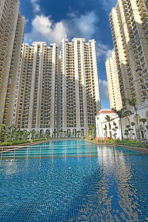 Swimming Pool in 2 BHK Apartment at Prateek Grand City, Siddharth Vihar – for Sale