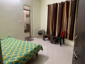 Bedroom in 2 BHK Independent House at Gomti Nagar – for Rent