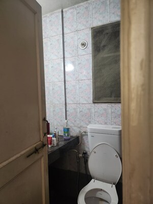 Master Bedroom in 2 BHK Apartment at Pride Regency, Viman Nagar – for Rent