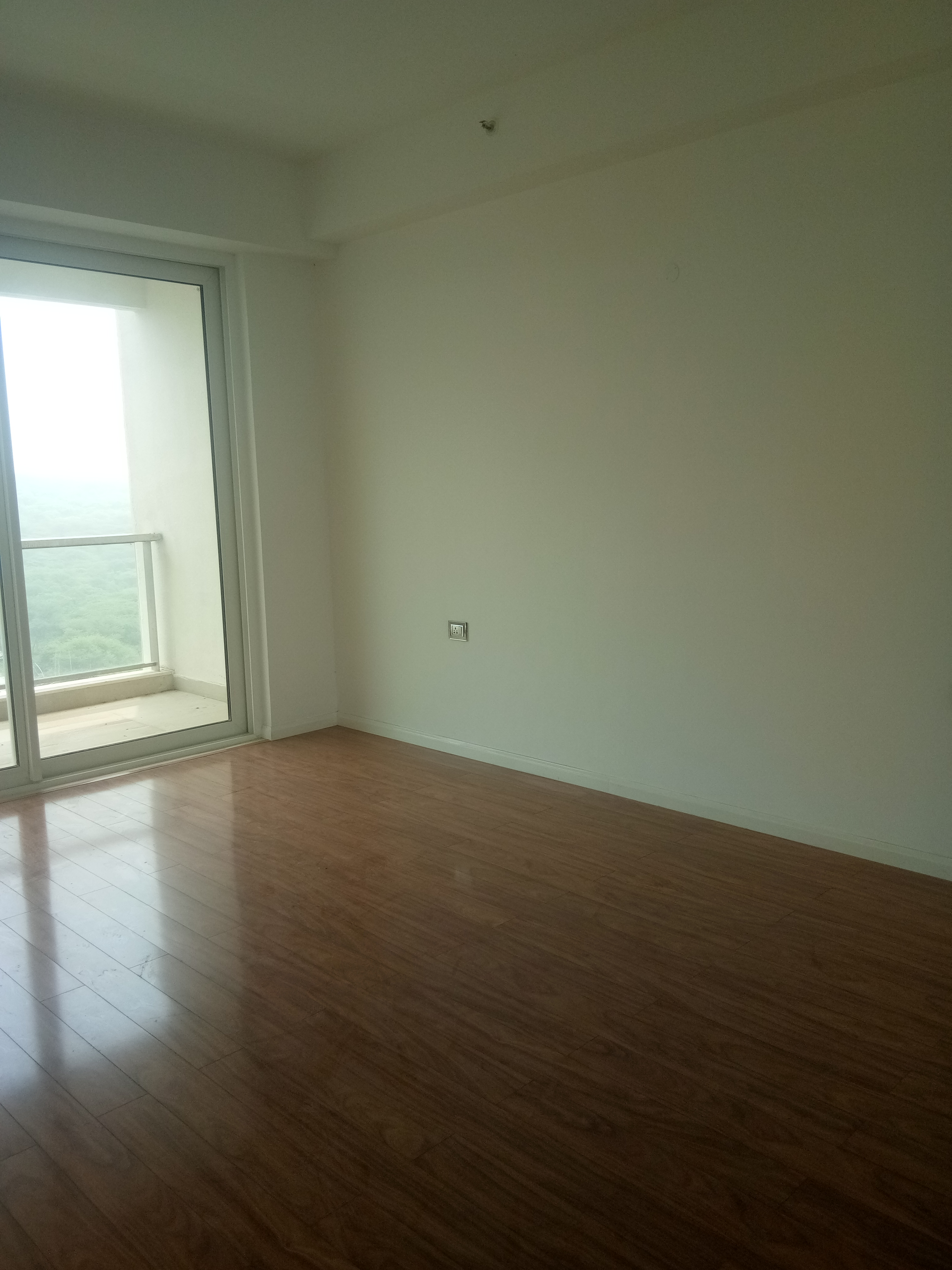 3.5 BHK Apartment For Rent in DLF The Crest