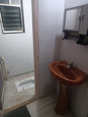 Bathroom in 2 BHK Apartment at Bhawani Park, Aundh – for Rent