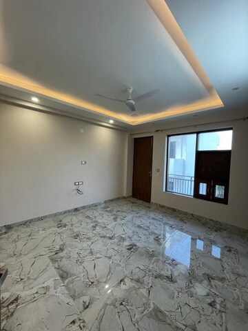 Room in 1 RK Builder Floor at DLF Cyber Park, Sector 20 – for Rent