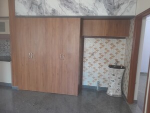 Room in 2 BHK Builder Floor at Nri Layout – for Rent