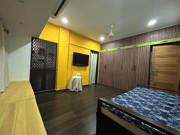 Bedroom in 2 BHK Apartment at Woodland Apartment, Andheri West – for Rent
